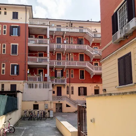 Appartamento Homeby, Casa Laureti