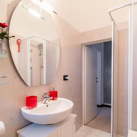 Homeby, Casa Laureti Bolonha
