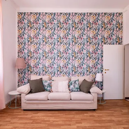 Apartamento Homeby, Casa Laureti *